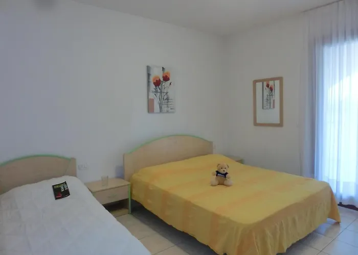 Villaggio Leopardi 아파트 *